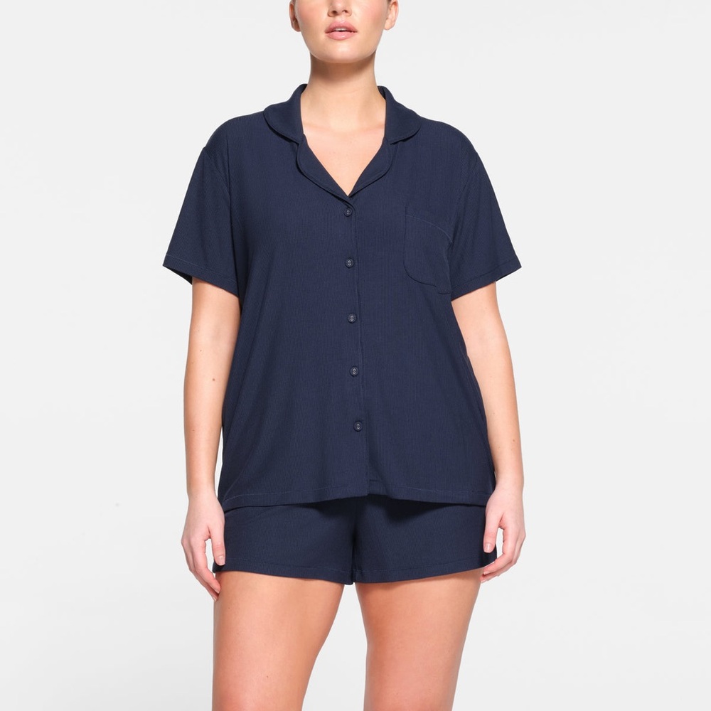 🦋SKIMS SOFT LOUNGE SLEEP SHORTS IN NAVY S